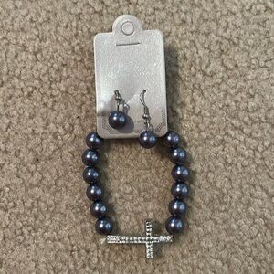 Elastic cross bracelet with matching earrings